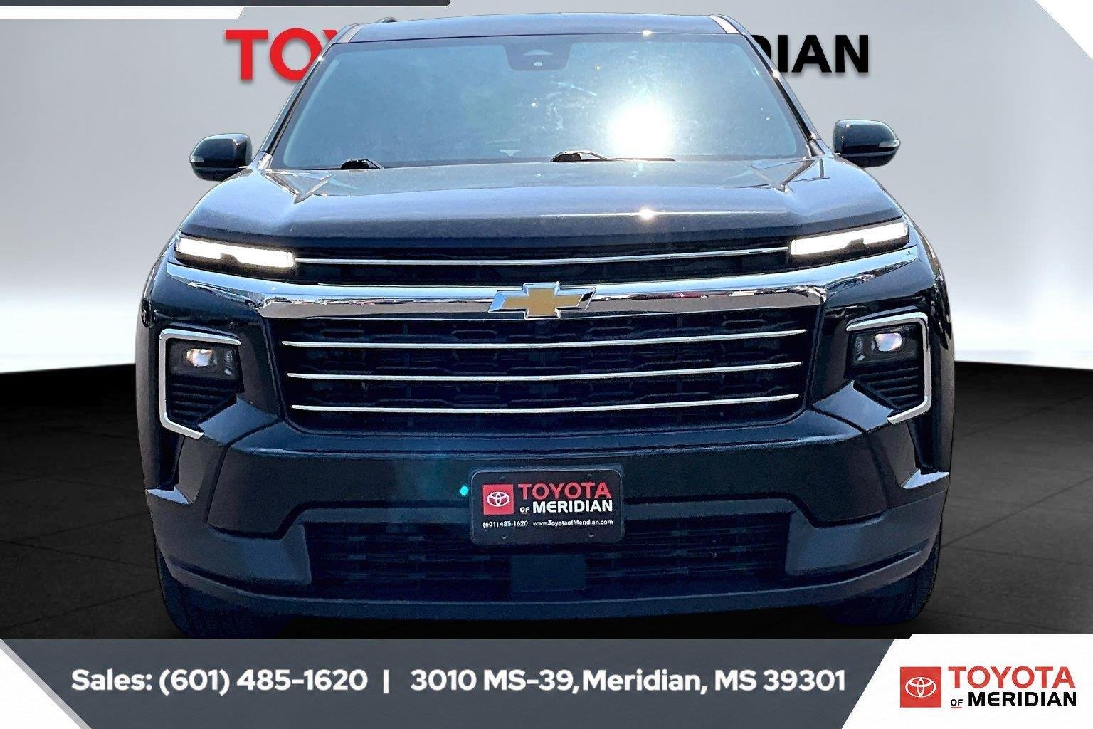 Used 2026 Mosaic Black Metallic Chevrolet AWD LT image 3