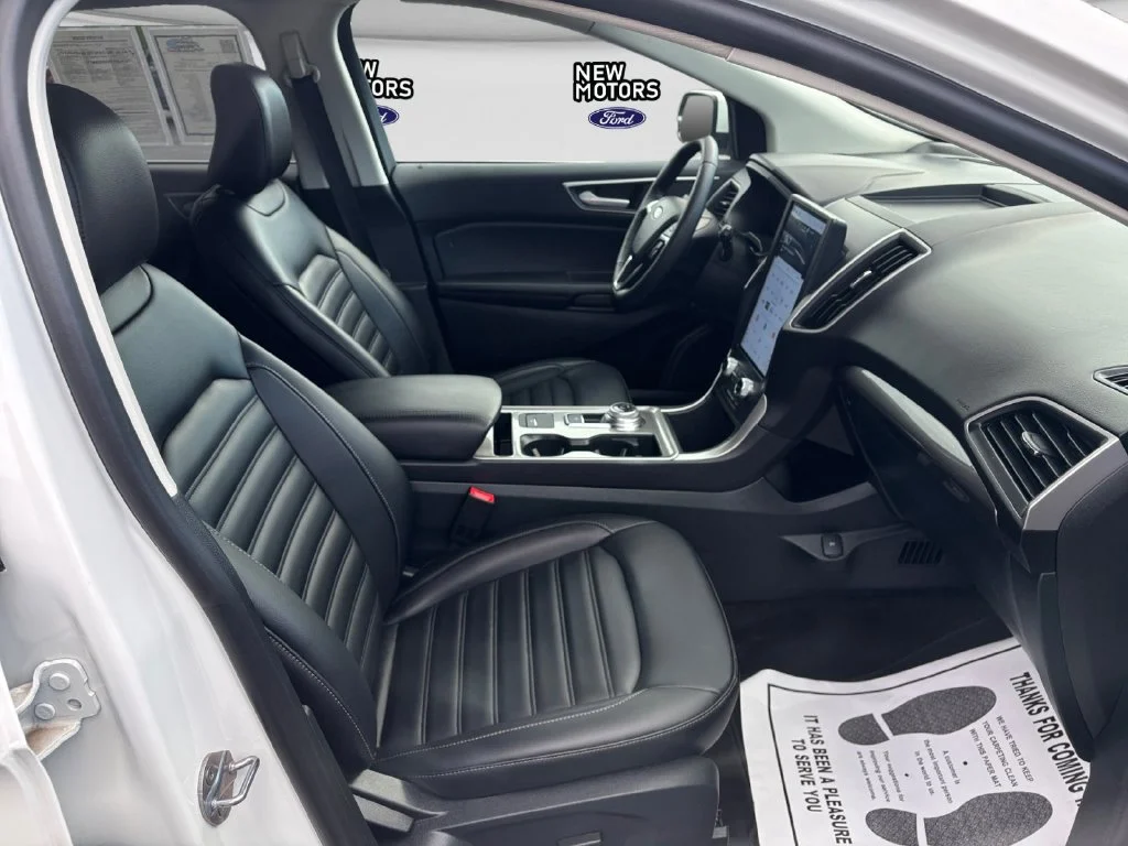 Used 2024 White Metallic Ford SEL image 16