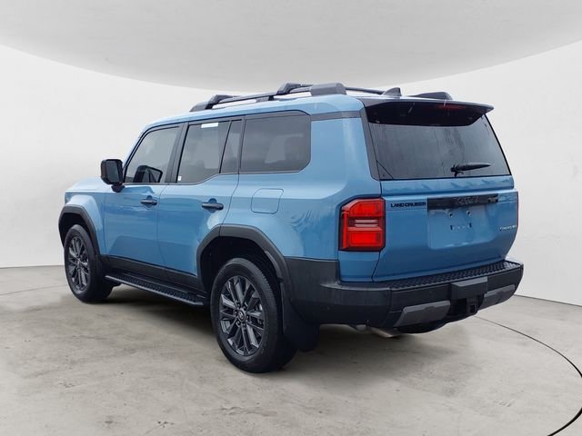 Used 2025 Blue Toyota Base image 3