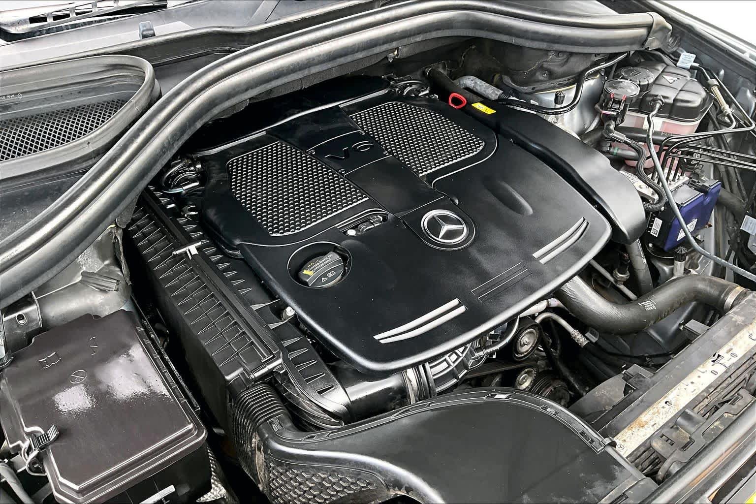 Used 2018 Selenite Grey Metallic Mercedes-Benz GLE 350 image 33