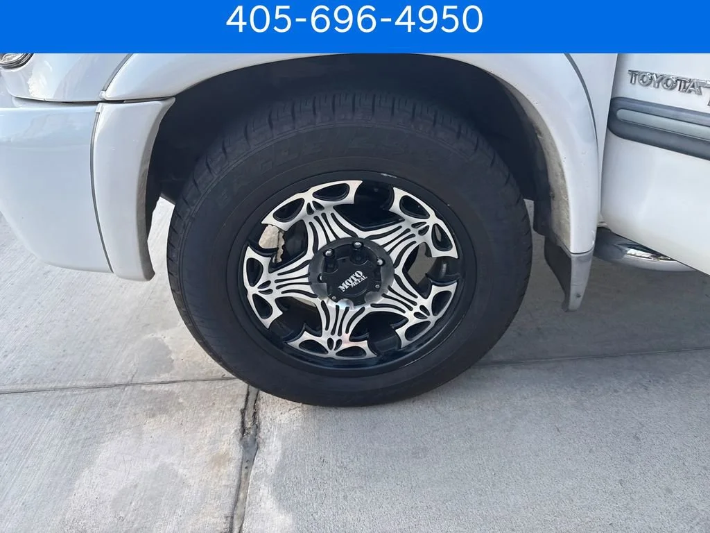 Pre-Owned 2003 Toyota Tundra SR5