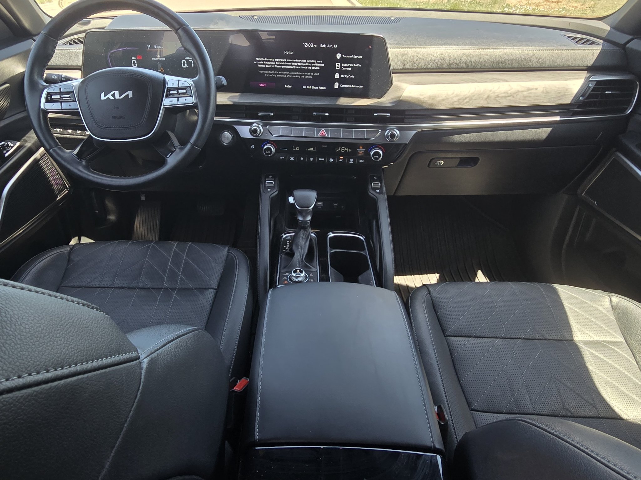 Used 2024 Gravity Gray Kia EX X-Line image 28