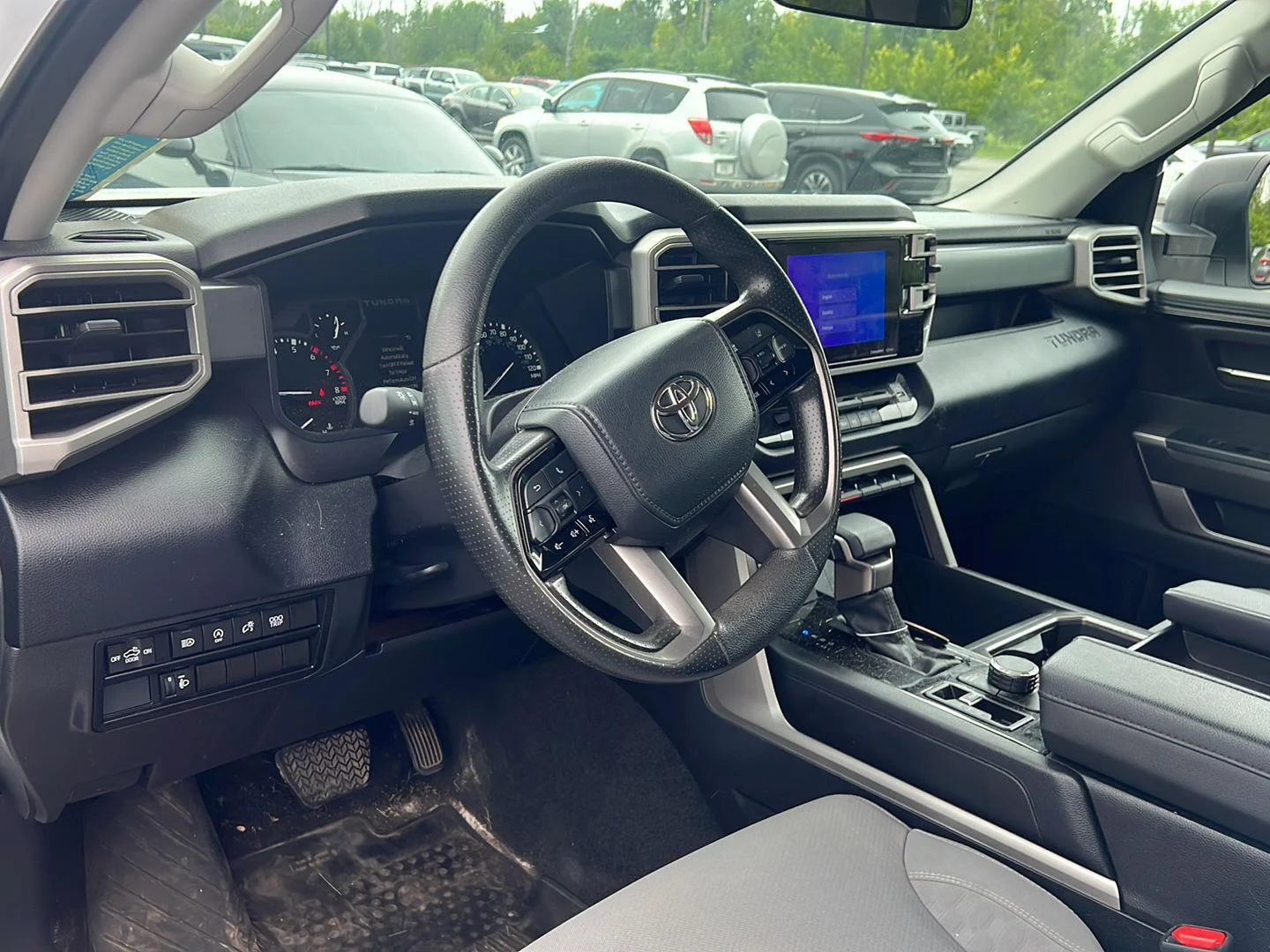 Used 2024 Ice Cap Toyota SR5 image 4