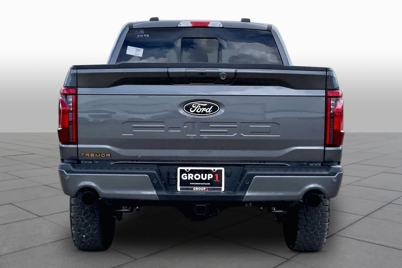 New 2026 Carbonized Gray Metallic Ford Tremor® image 4