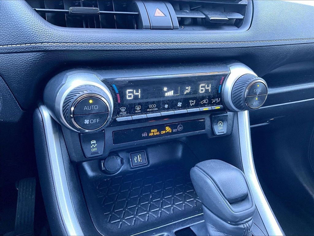 Used 2025 White Toyota XLE image 26