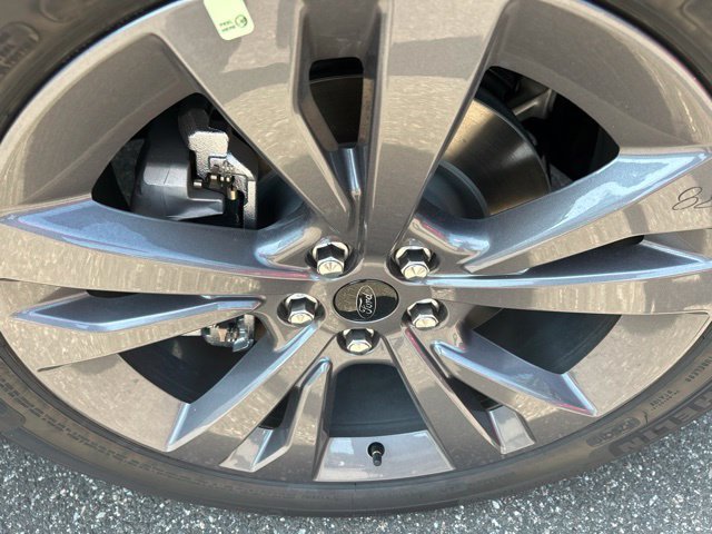 New 2026 Gray Ford Active image 9