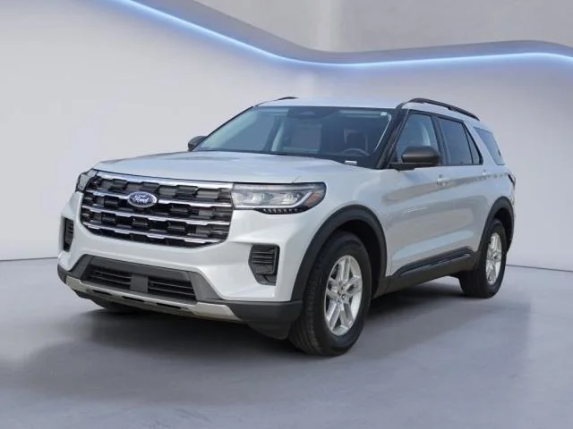 New 2026 Space White Metallic Ford Active image 6