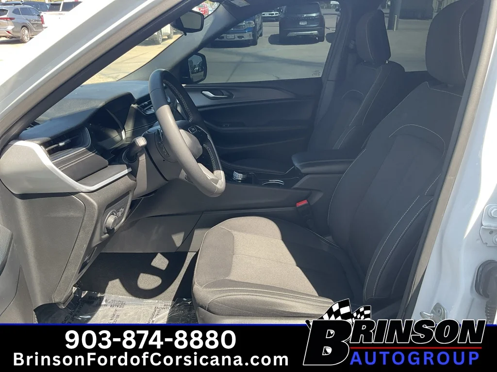 Used 2024 Bright White Clearcoat Jeep Laredo image 27
