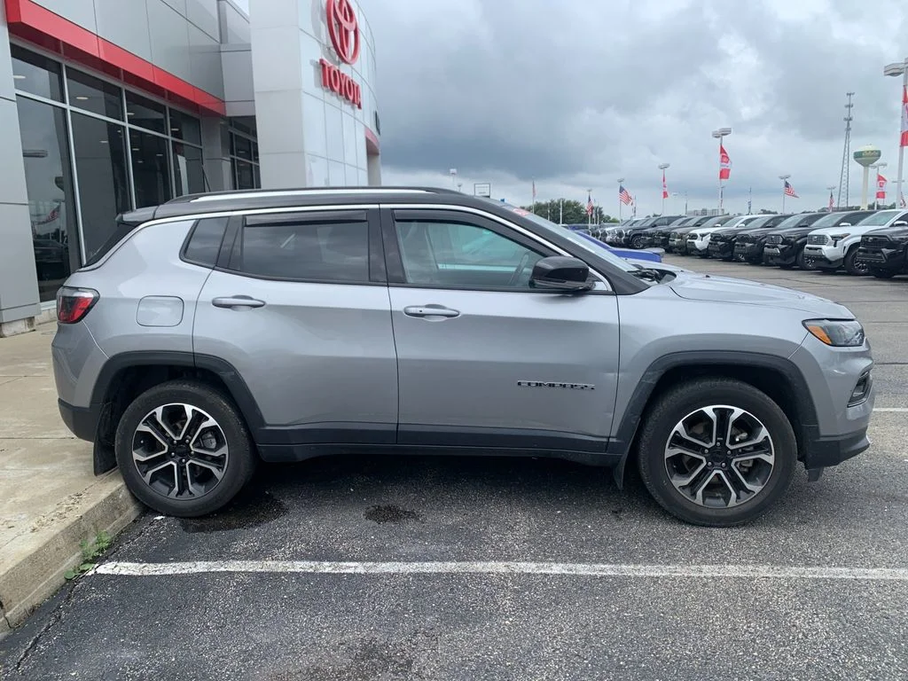 Used 2022 Silver Jeep Limited image 2