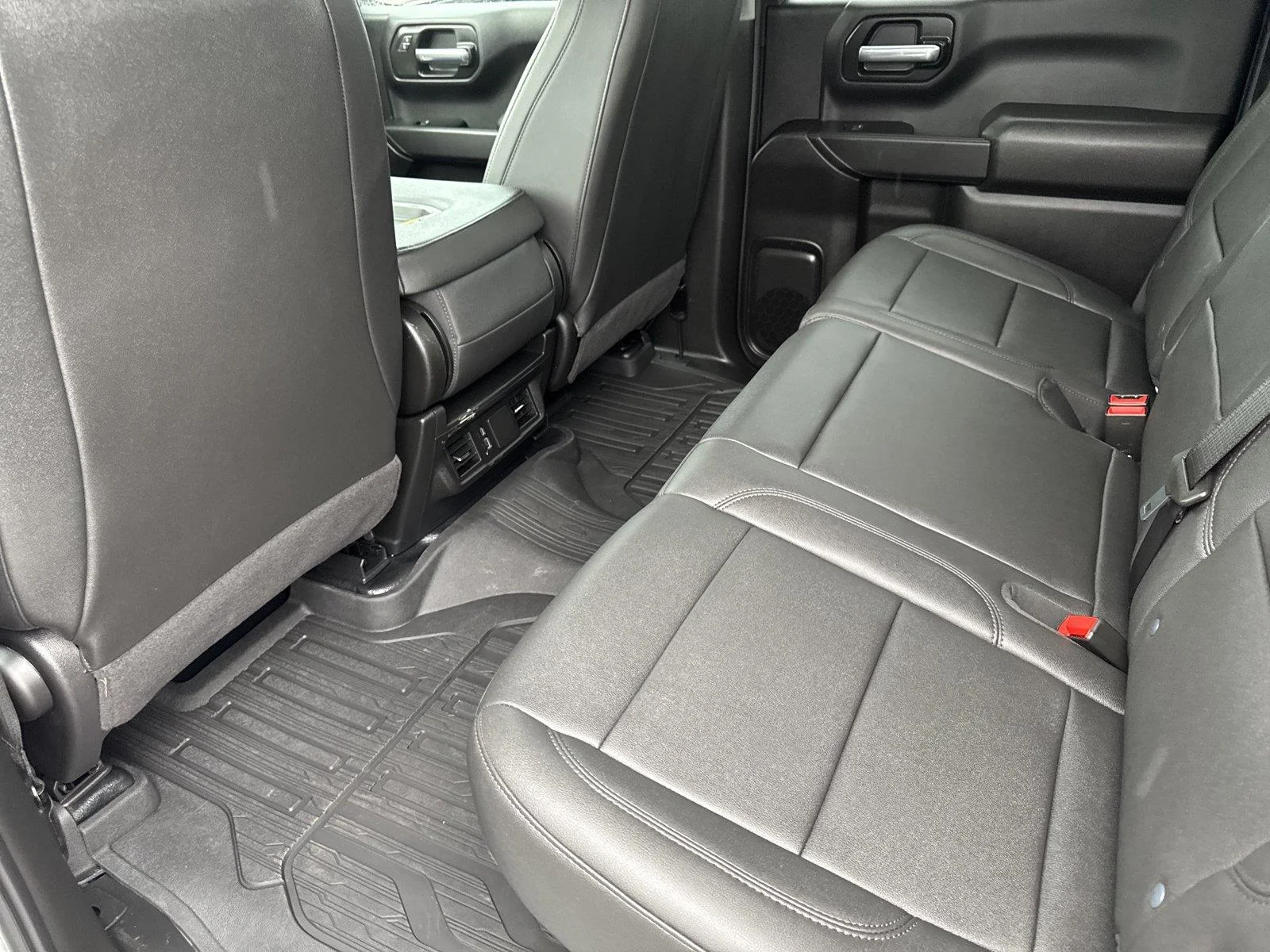 Used 2025 Summit White GMC Pro image 30