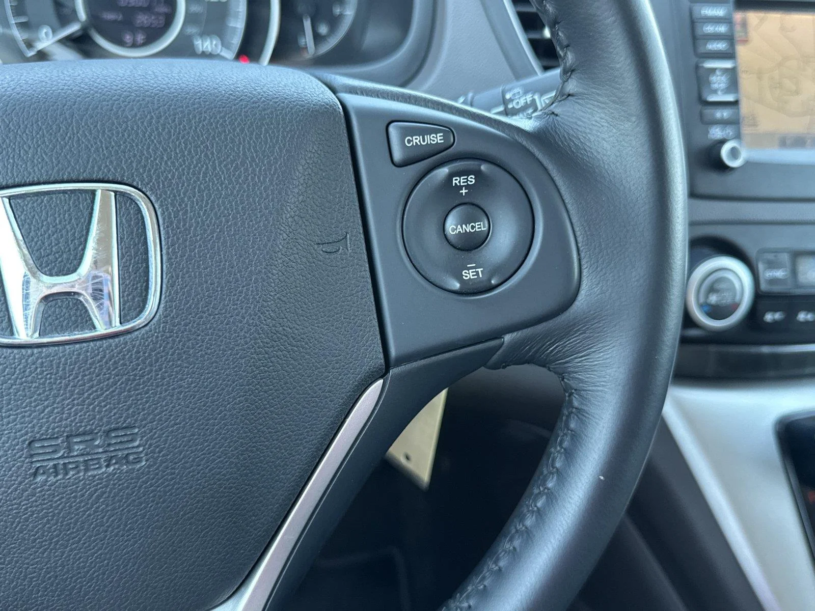 Used 2014 White Diamond Pearl Honda EX-L image 22