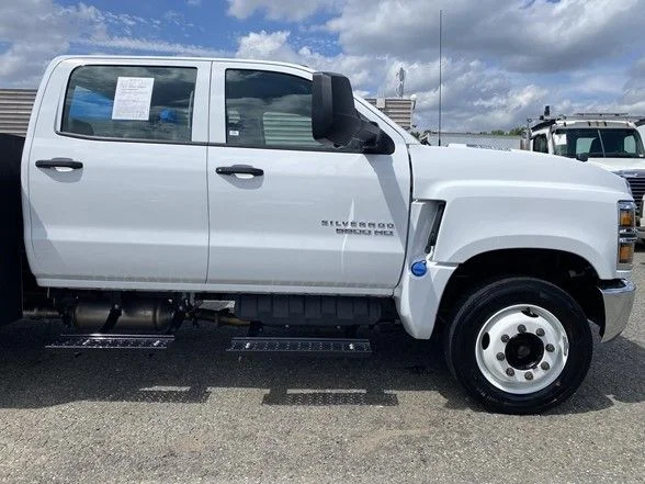 Used 2023 White Chevrolet Work Truck image 7