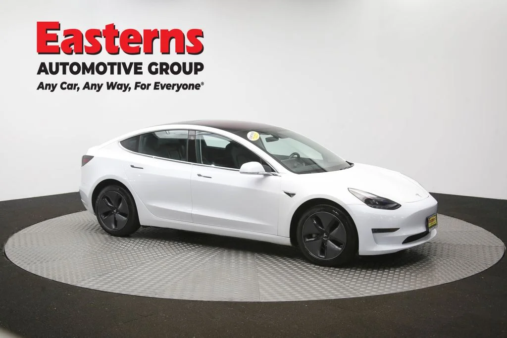 Used 2018 White Tesla Long Range image 40