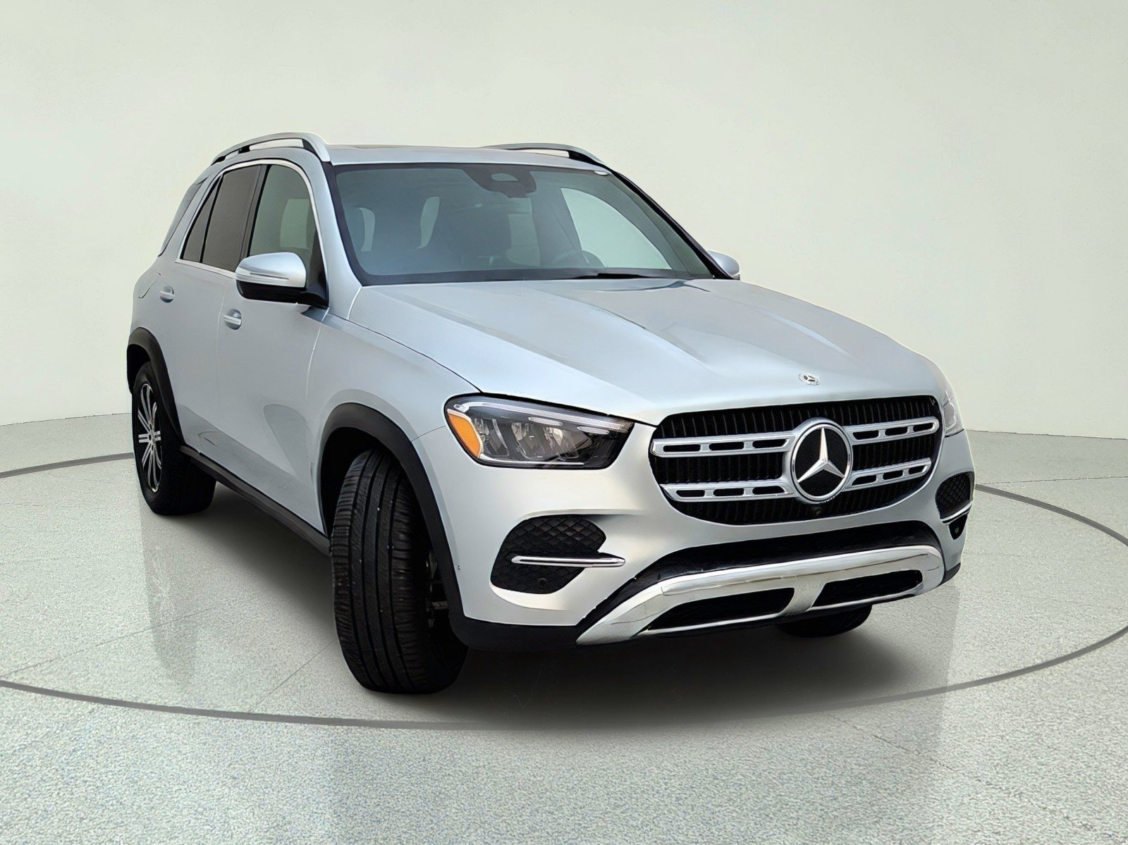 Certified Used 2026 Cirrus Silver Metallic Mercedes-Benz GLE 350 image 4