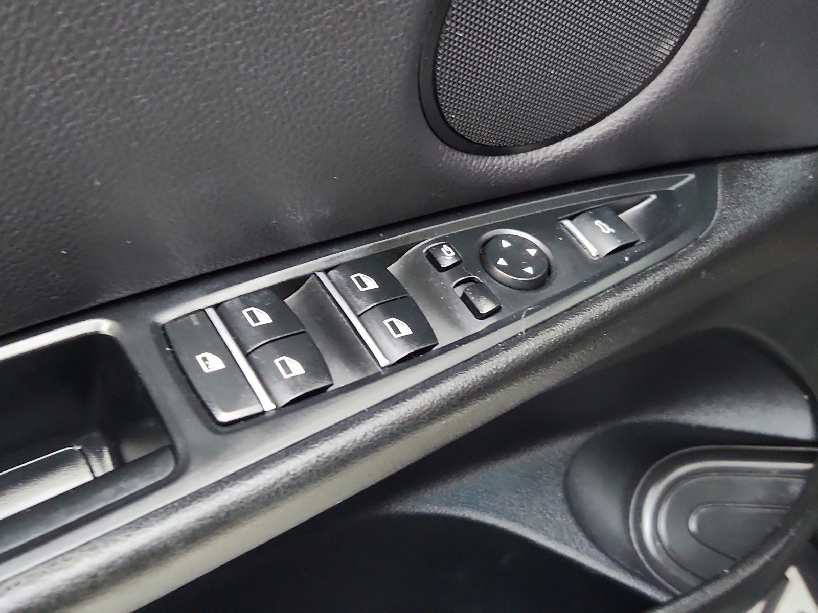 Used 2018 BLACK SAPPHIRE BMW xDrive35i image 25