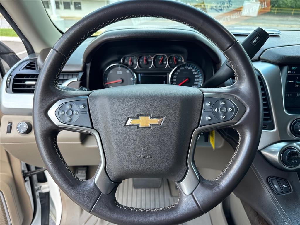 Used 2019 SUMMIT WHITE Chevrolet LT image 26