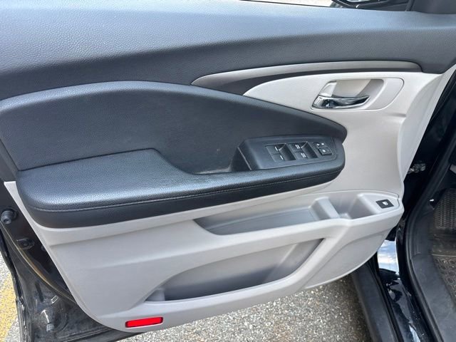 Certified Used 2019 Black Honda EX image 14