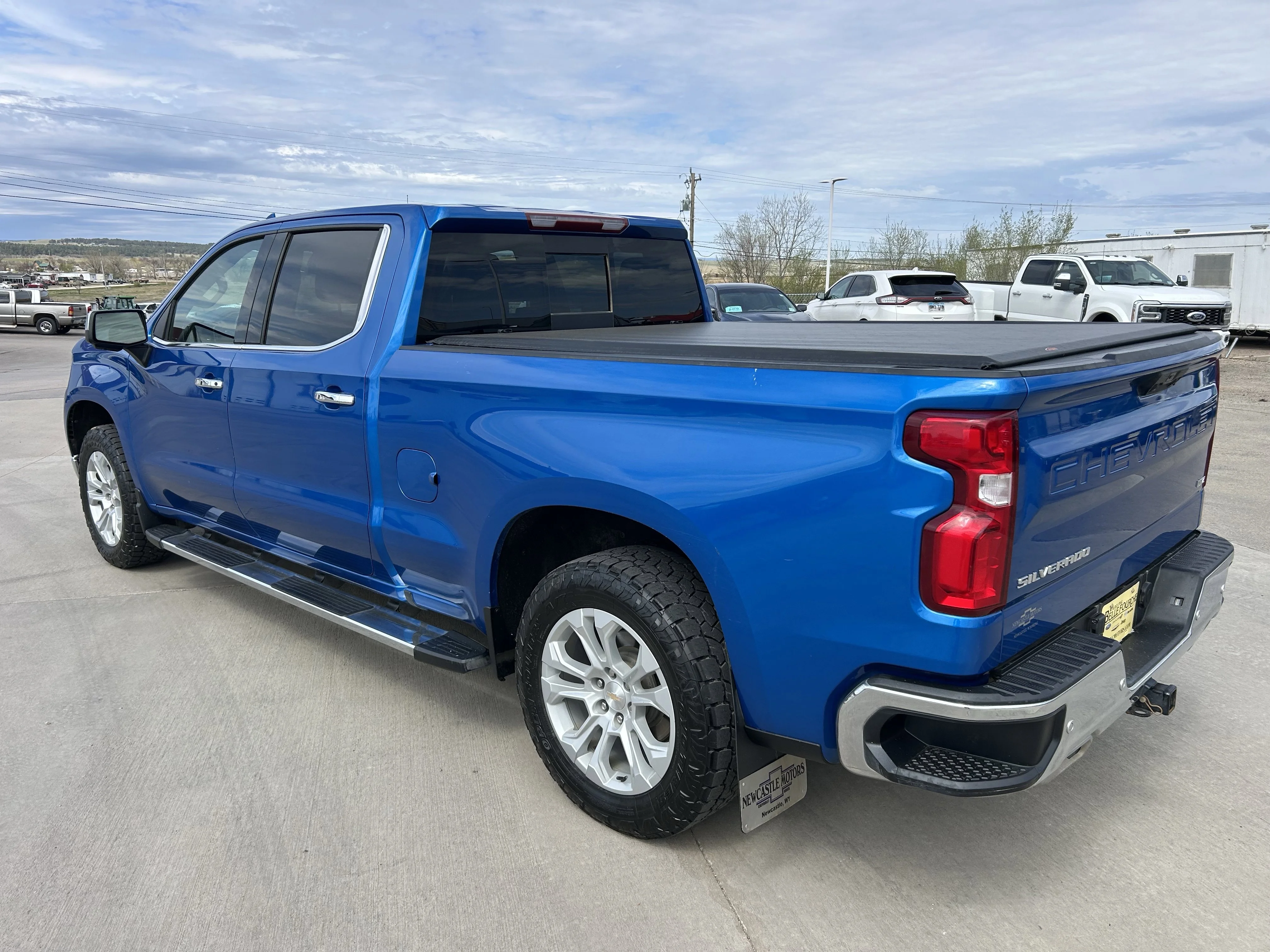 Used 2022 Glacier Blue Metallic Chevrolet LTZ image 7