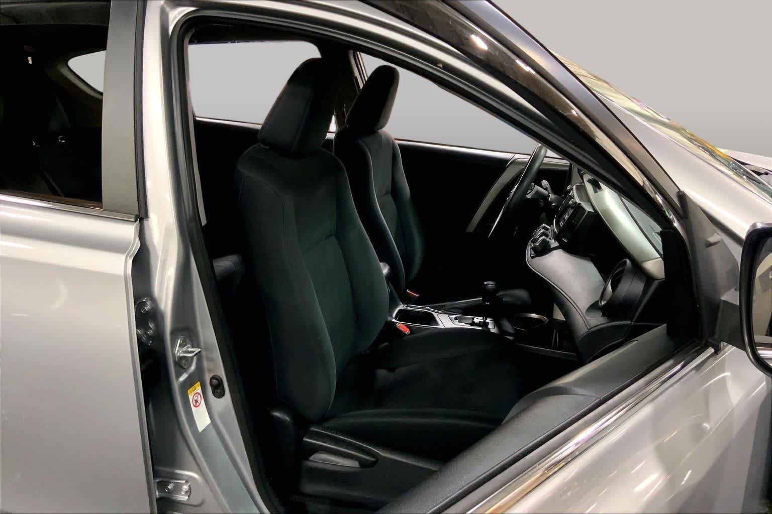Used 2017 Silver Sky Metallic Toyota LE image 9
