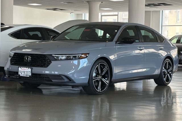 Certified Used 2025 Urban Gray Pearl Honda Sport image 11