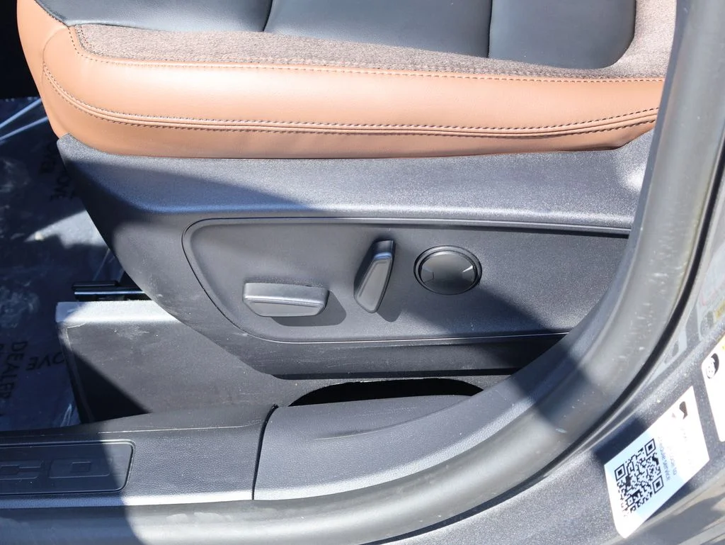Certified Used 2025 Gray Metallic Ford Outer Banks image 23