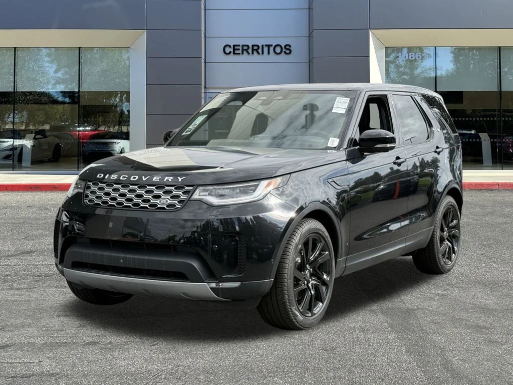 2025 Land Rover Discovery P300 S's photo
