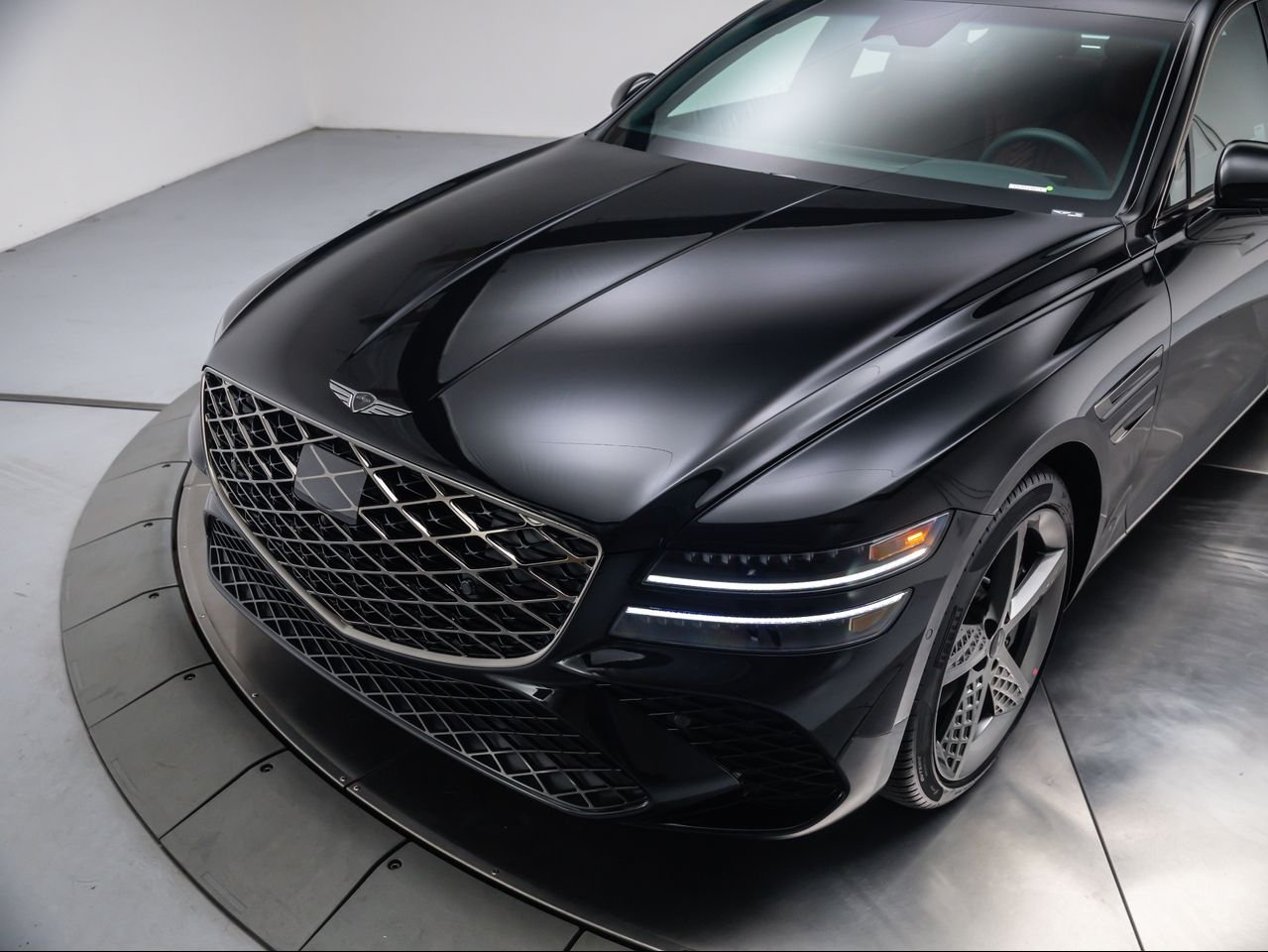 New 2026 Vik Black Genesis 2.5T SPORT PRESTIGE image 9
