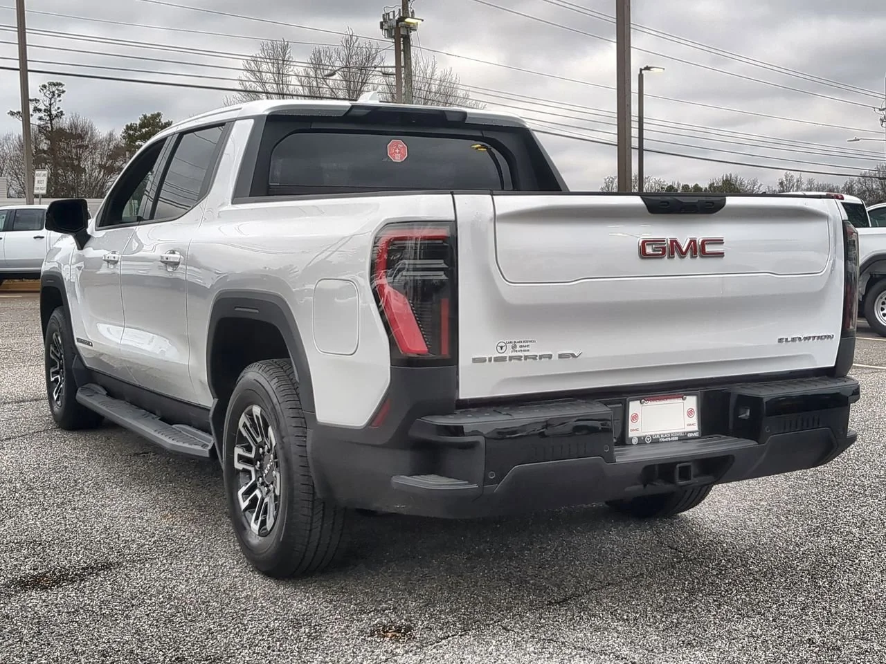 New 2026 Summit White GMC Elevation Extended Range image 6