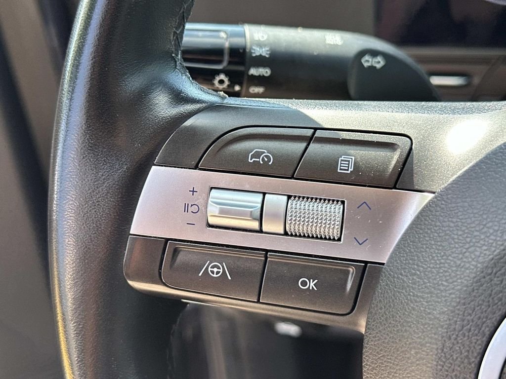Certified Used 2024 Blue Hyundai SEL image 27