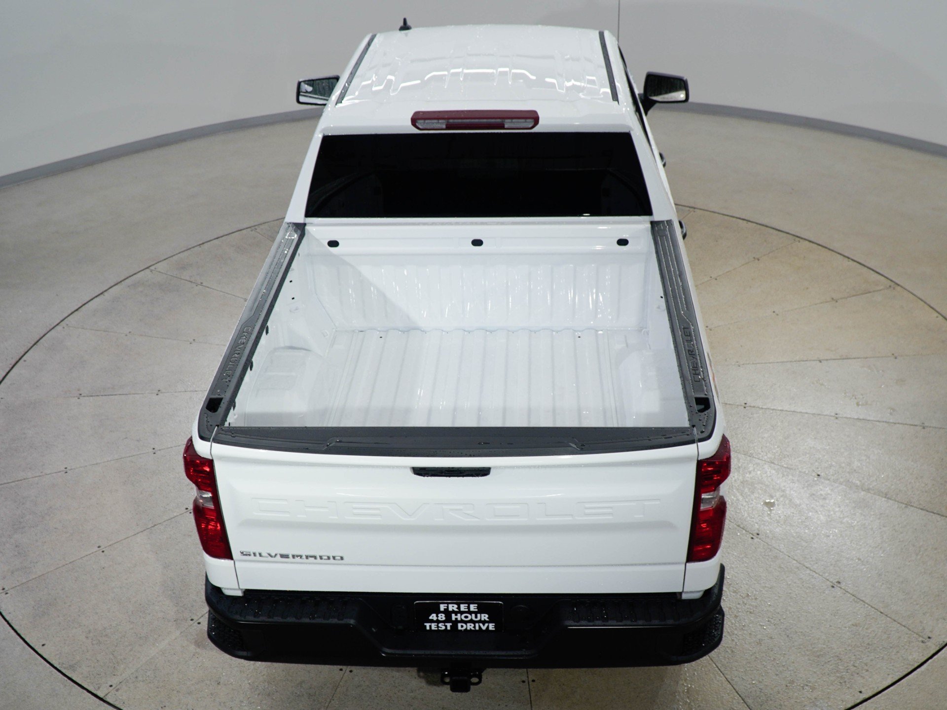 New 2026 Summit White Chevrolet WT image 59