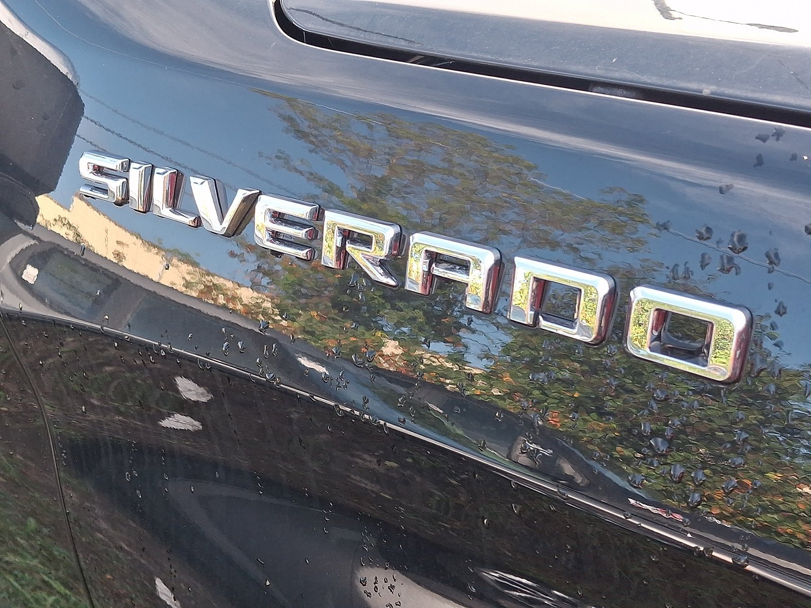 2026 Chevrolet Silverado 1500 LT - Photo 5