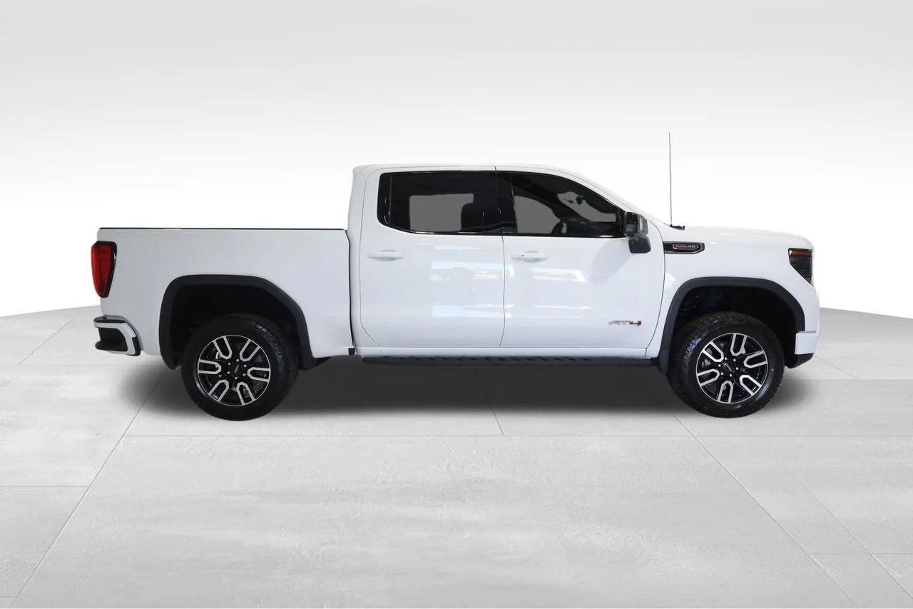 2025 GMC Sierra 1500 AT4 - Photo 5