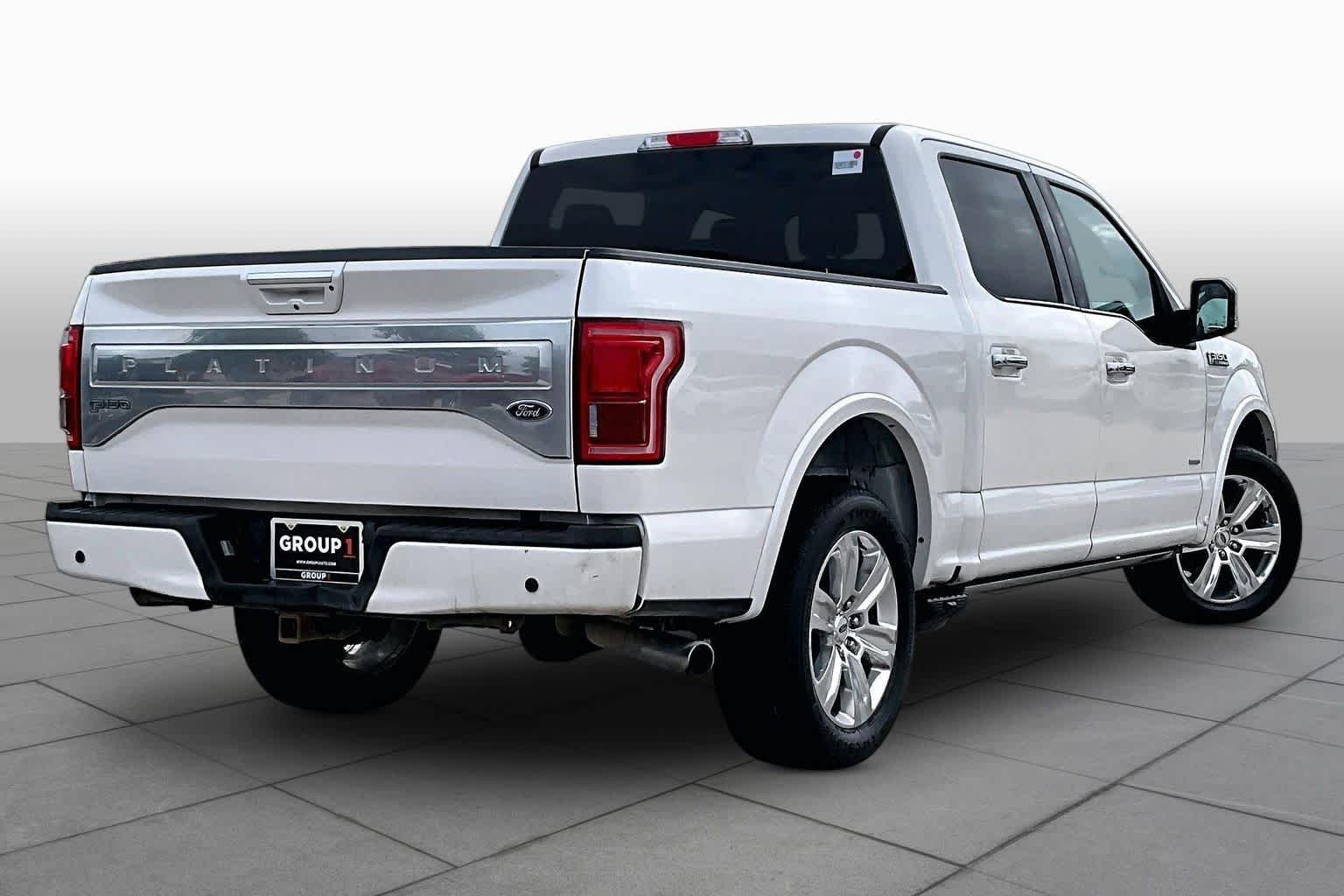 Used 2015 White Platinum Metallic Tri-Coat Ford Platinum image 13