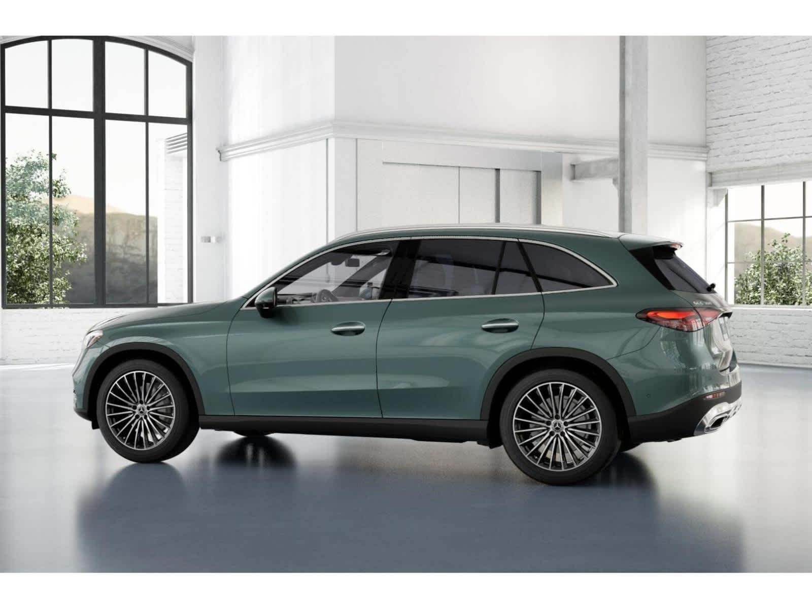 Used 2026 Verde Silver Metallic Mercedes-Benz GLC 300 image 31