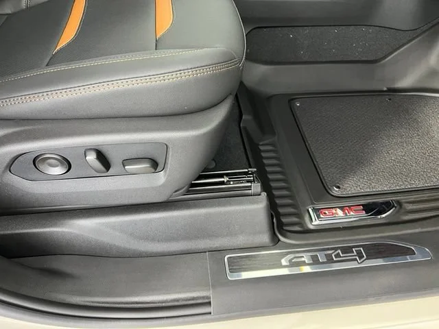 2026 GMC Sierra 2500HD AT4 - Photo 42