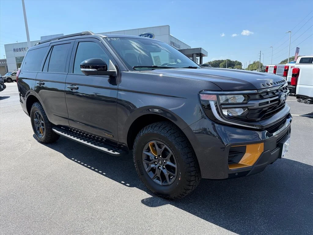 New 2027 Dark Matter Gray Metallic Ford Tremor® image 3