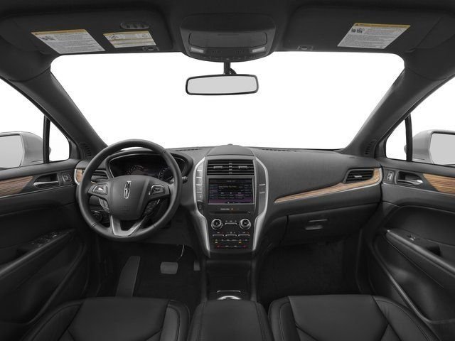 Used 2017 Magnetic Gray Metallic Lincoln Premiere image 28