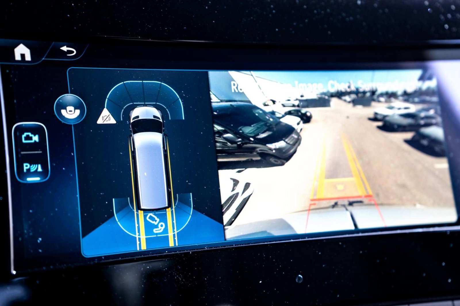 New 2025 Arctic White Mercedes-Benz Passenger 144 WB image 20