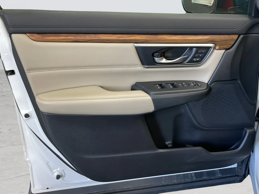 Used 2019  Honda EX-L image 23
