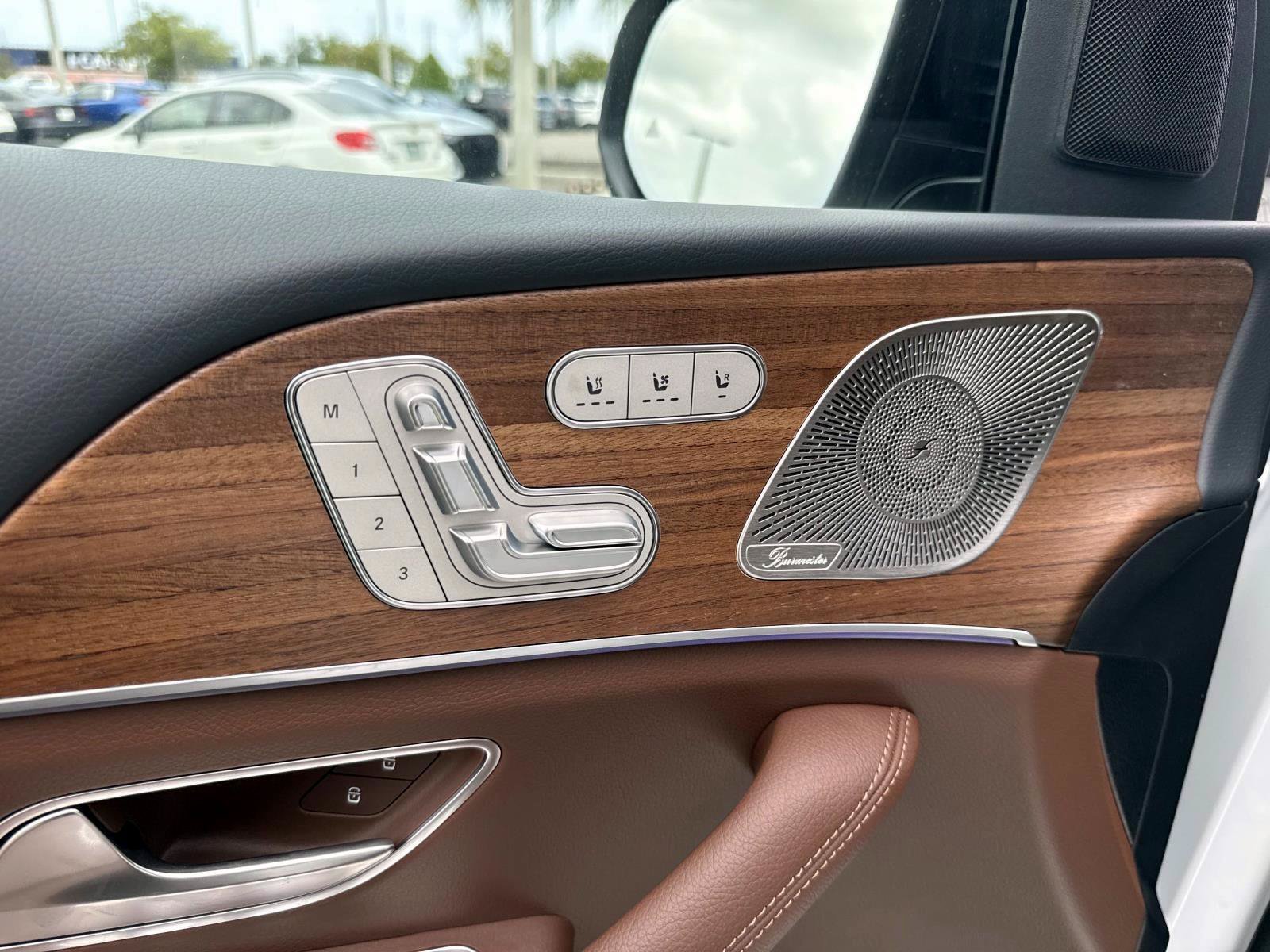 New 2026 Moonlight White Mercedes-Benz 350 4MATIC® SUV image 18