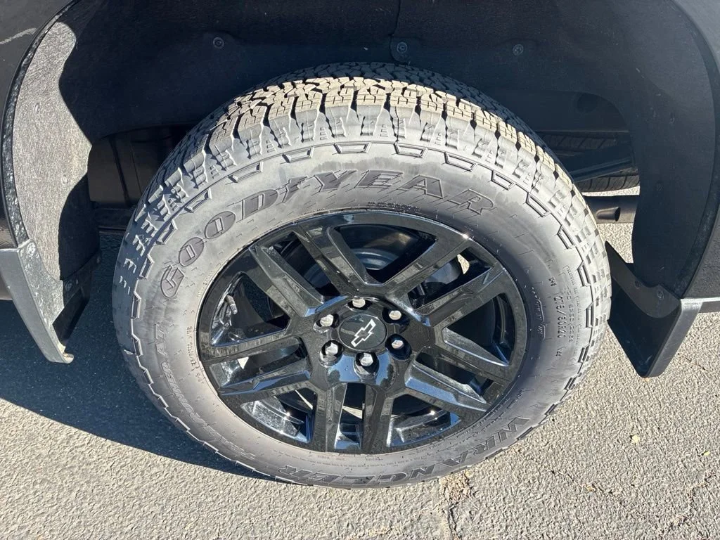 2026 Chevrolet Silverado 1500 High Country - Photo 9