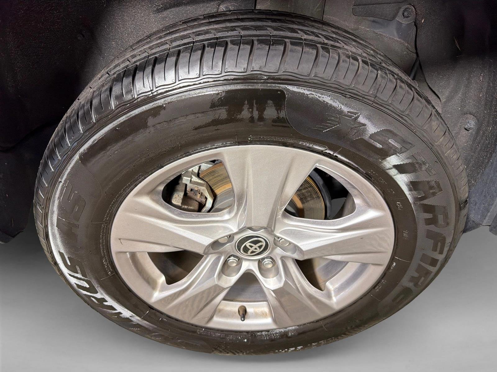 Used 2025 Midnight Black Metallic Toyota XLE image 17