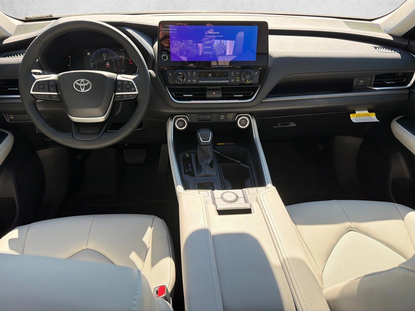 New 2026 Wind Chill Pearl Toyota XLE image 23