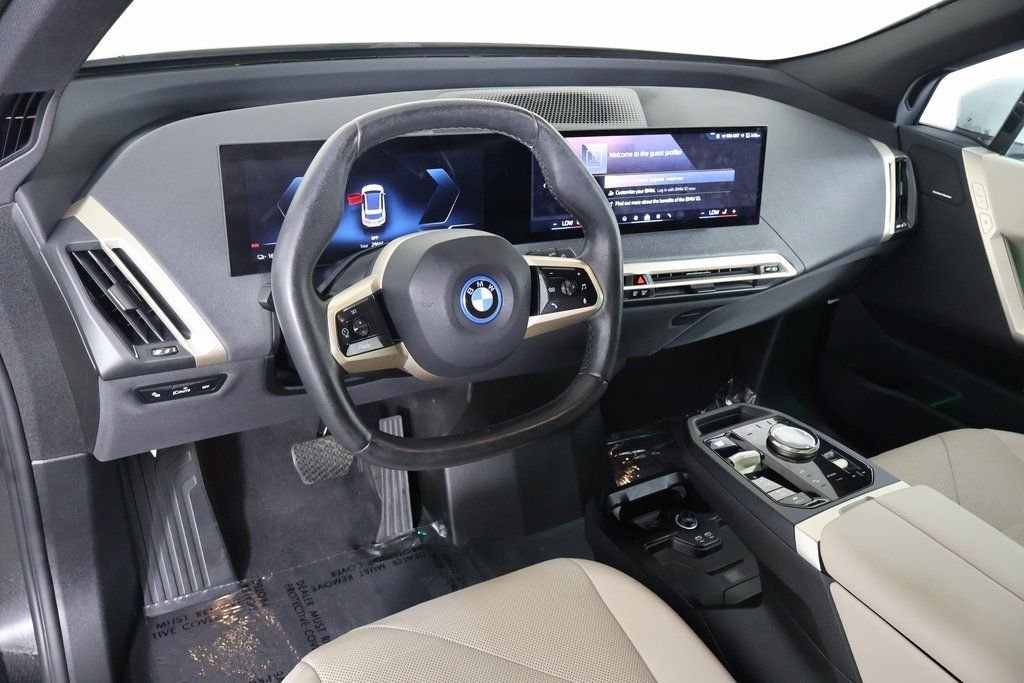 Certified Used 2024 Alpine White BMW xDrive50 image 7