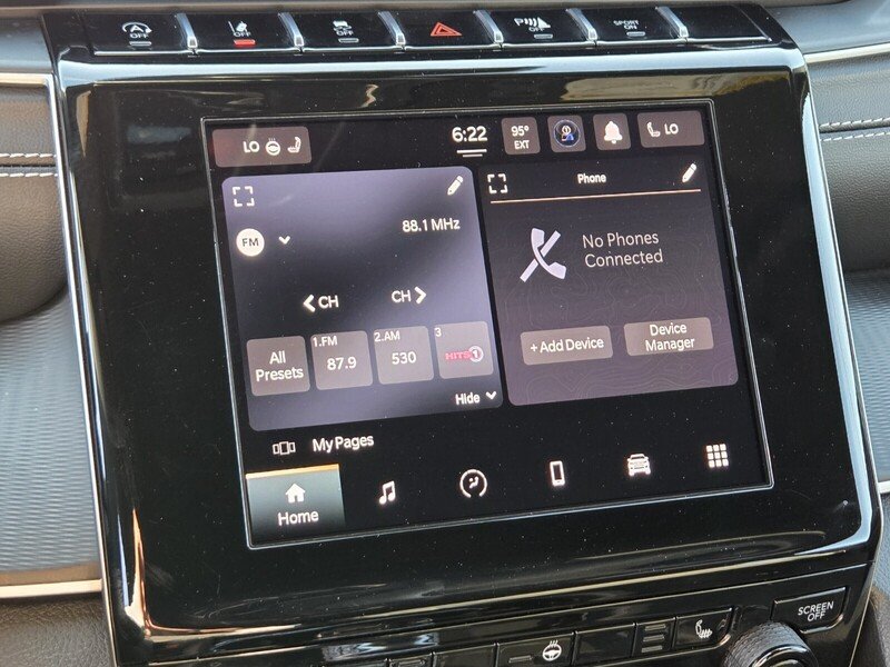 Used 2023 White Jeep Altitude X image 27