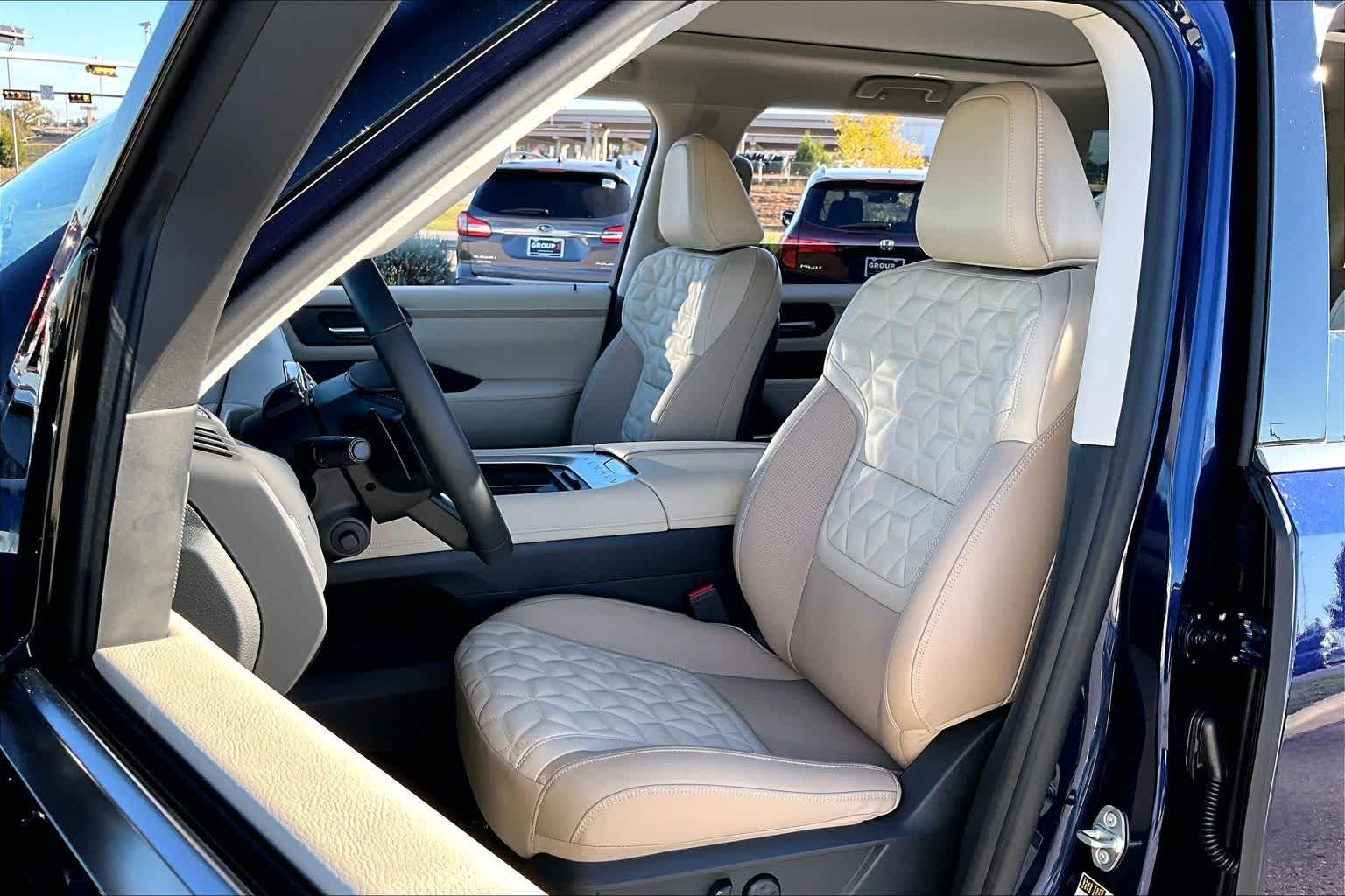 New 2026 Deep Ocean Blue Pearl Nissan Platinum image 9