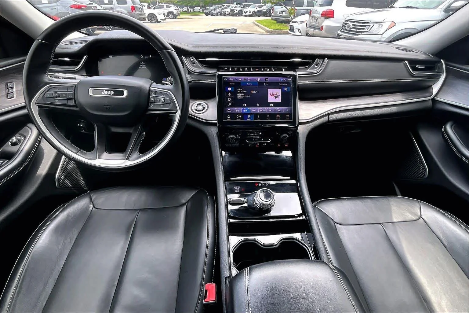 Used 2021 Diamond Black Crystal Pearlcoat Jeep Limited image 13
