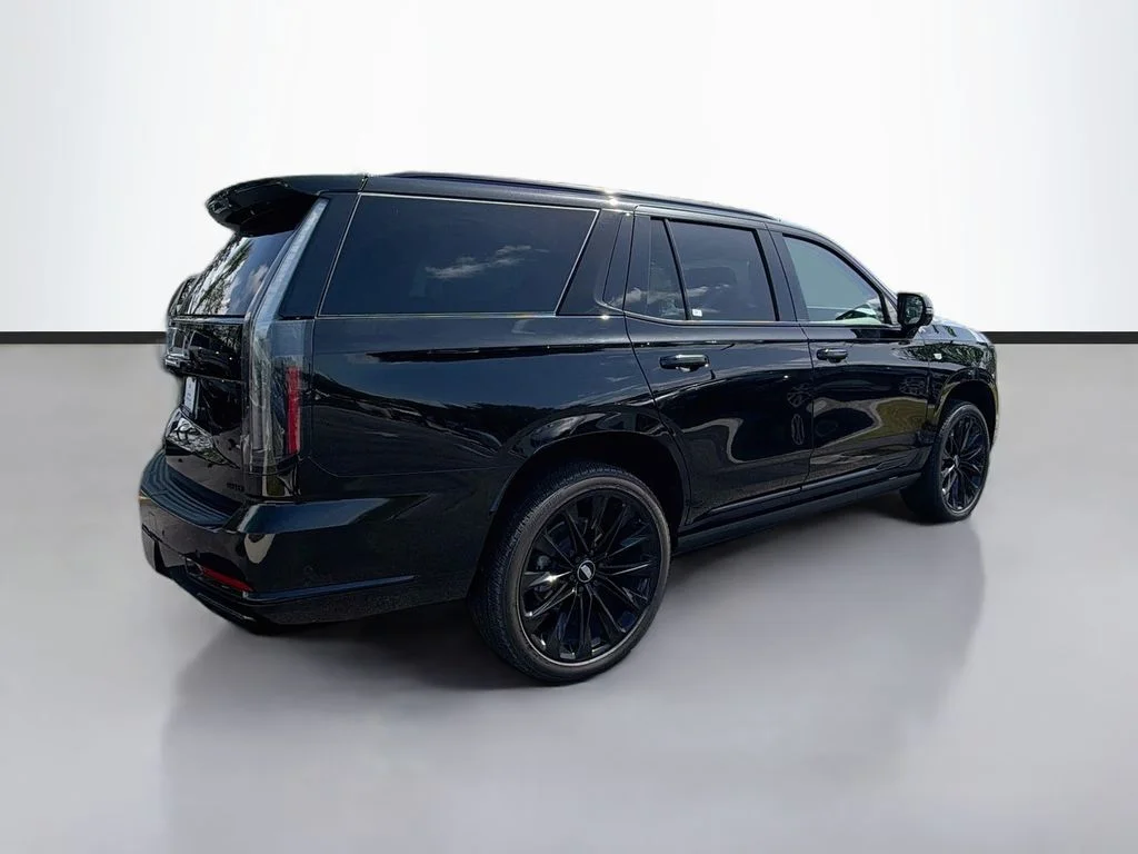 Used 2025 Black Cadillac Sport Platinum image 5