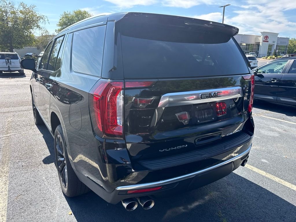 Used 2022 Black GMC Denali image 5