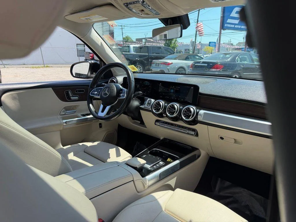 2022 Mercedes-Benz GLB Base - Photo 8